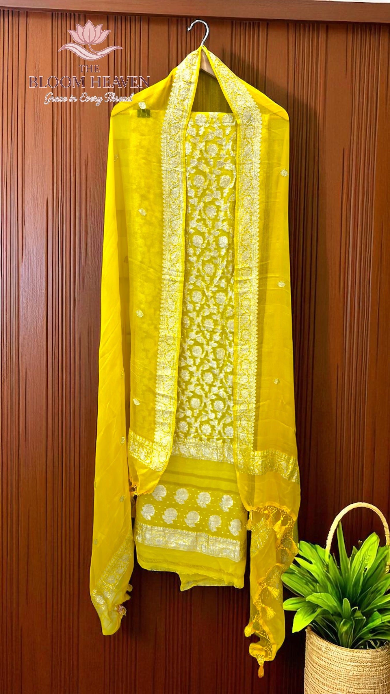 Pure Khaddi Georgette Handlooms Banarasi Dress material