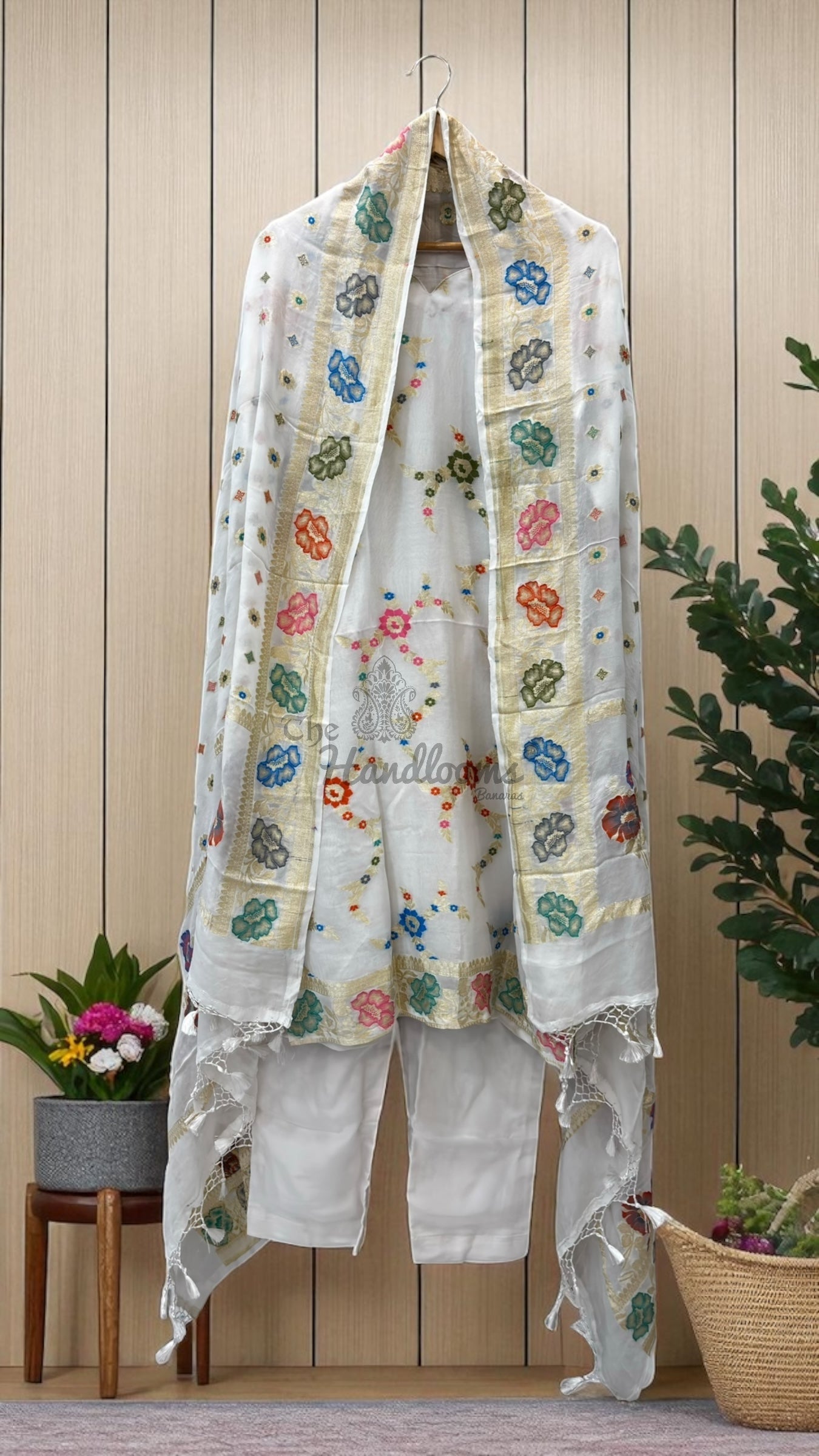 Khaddi Georgette Banarasi Dress material with Meenakari