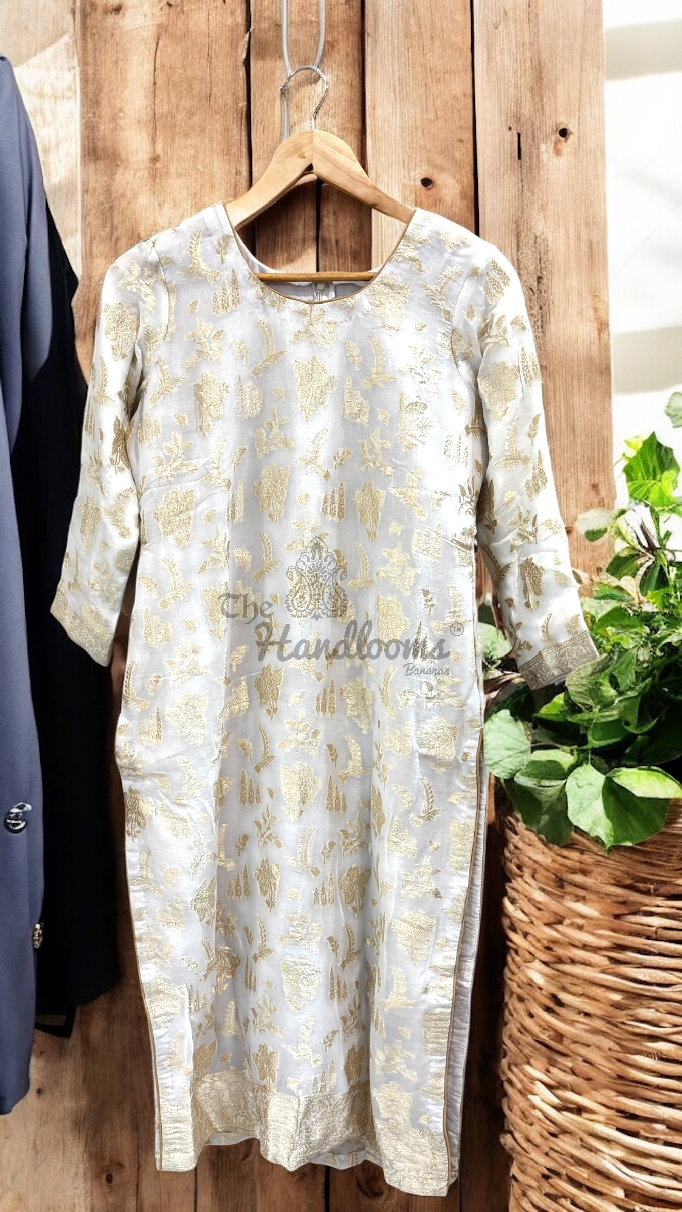 Khaddi Georgette Banarasi Dress material-Stitched