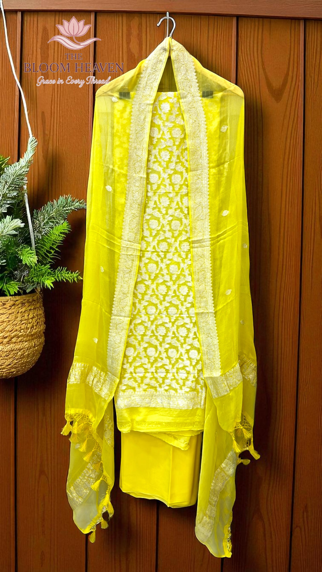 Pure Khaddi Georgette Handlooms Banarasi Dress material